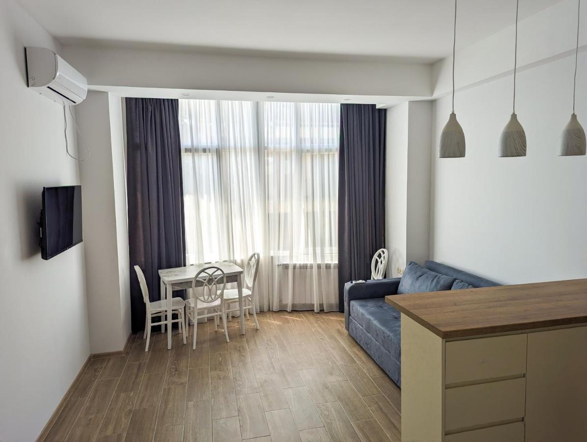 Brand New Apartment In Kutaisi Exterior photo