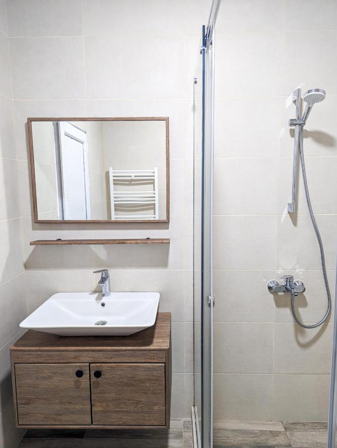 Brand New Apartment In Kutaisi Exterior photo