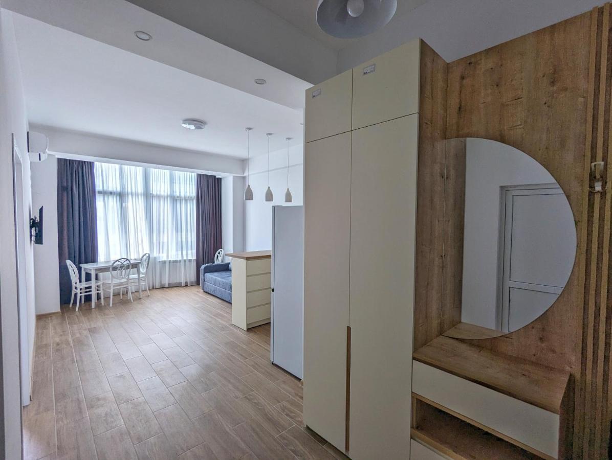 Brand New Apartment In Kutaisi Exterior photo